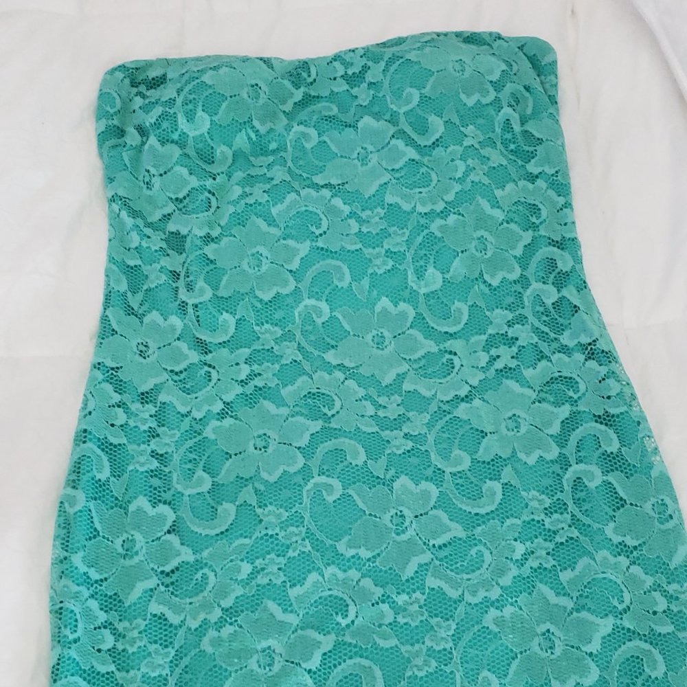 Turquoise strapless